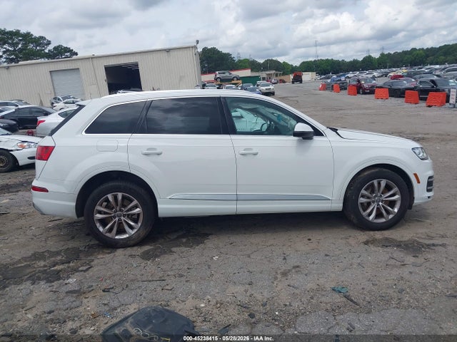 Продажа на аукционе авто 2018 Audi Q7 3.0t Premium, vin: WA1LAAF72JD032960, номер лота: 45238415