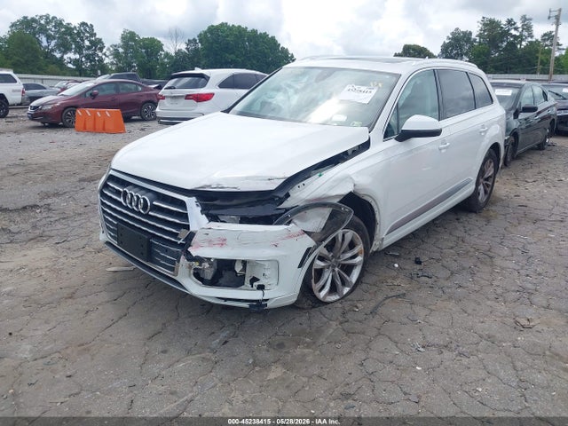 Продажа на аукционе авто 2018 Audi Q7 3.0t Premium, vin: WA1LAAF72JD032960, номер лота: 45238415