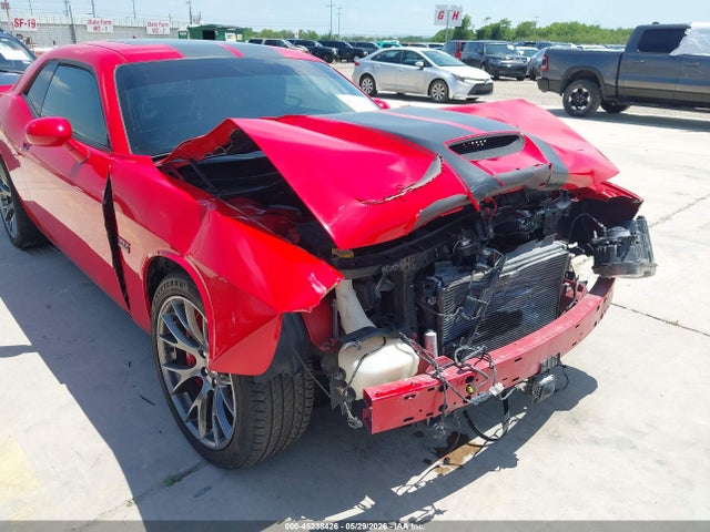 45238426 :رقم المزاد ، 2C3CDZDJ5FH720220 vin ، 2015 Dodge Challenger Srt 392 مزاد بيع