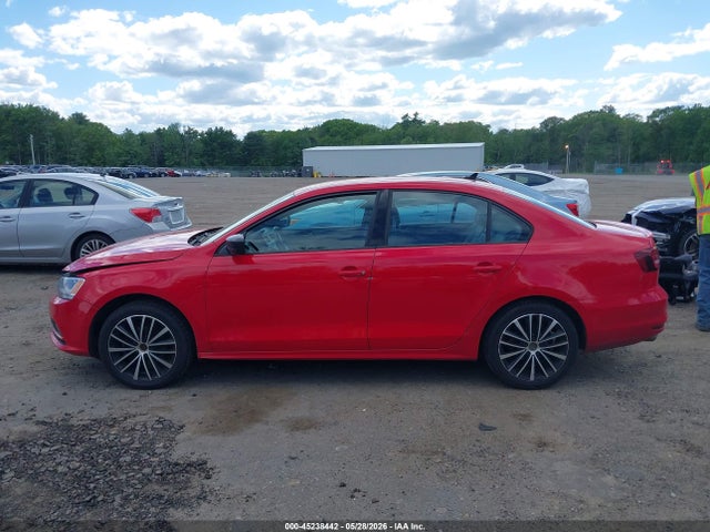 3VWB17AJ1GM220631 Volkswagen Jetta 1.8t Sport