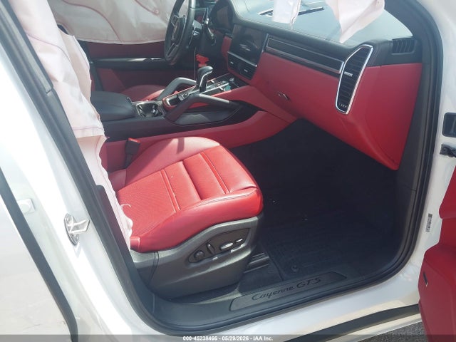 WP1BG2AY8PDA32362 Porsche Cayenne Coupe Gts