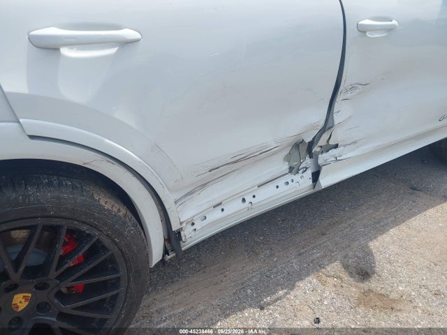 WP1BG2AY8PDA32362 Porsche Cayenne Coupe Gts