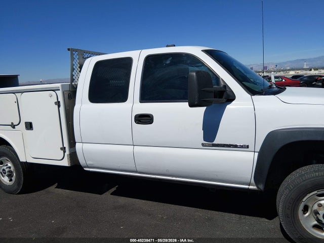 45238471 :رقم المزاد ، 1GDHK29UX5E239480 vin ، 2005 Gmc Sierra 2500hd Work Truck مزاد بيع