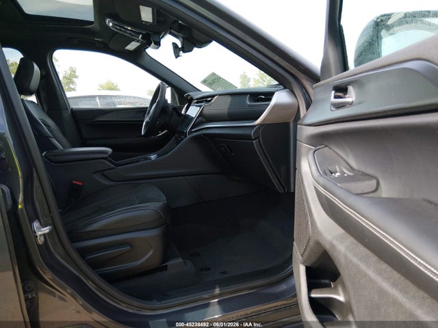 2025 Jeep Grand Cherokee L Altitude X 4x4 მანქანა იყიდება აუქციონზე, vin: 1C4RJKAG1S8717782, აუქციონის ნომერი: 45238492