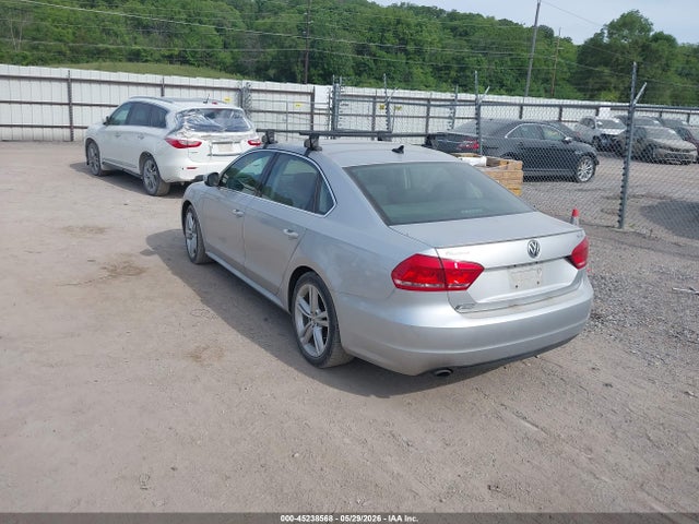 Aukcja sprzedaży 2014 Volkswagen Passat 1.8t Se, vin: 1VWBS7A30EC116001, numer aukcji: 45238568