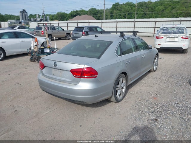 Aukcja sprzedaży 2014 Volkswagen Passat 1.8t Se, vin: 1VWBS7A30EC116001, numer aukcji: 45238568
