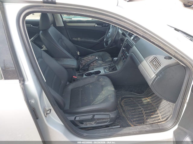 Aukcja sprzedaży 2014 Volkswagen Passat 1.8t Se, vin: 1VWBS7A30EC116001, numer aukcji: 45238568