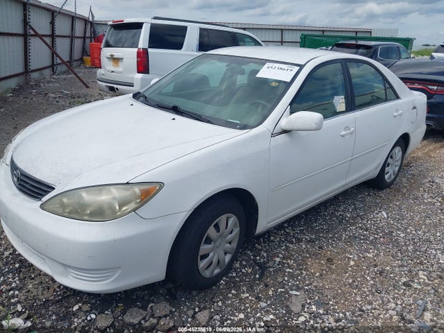 Продажа на аукционе авто 2005 Toyota Camry Le, vin: 4T1BE32K05U627240, номер лота: 45238619