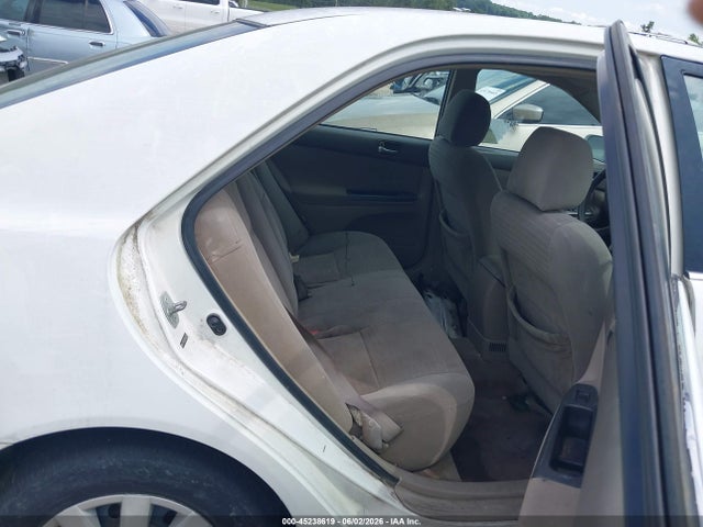 Продажа на аукционе авто 2005 Toyota Camry Le, vin: 4T1BE32K05U627240, номер лота: 45238619