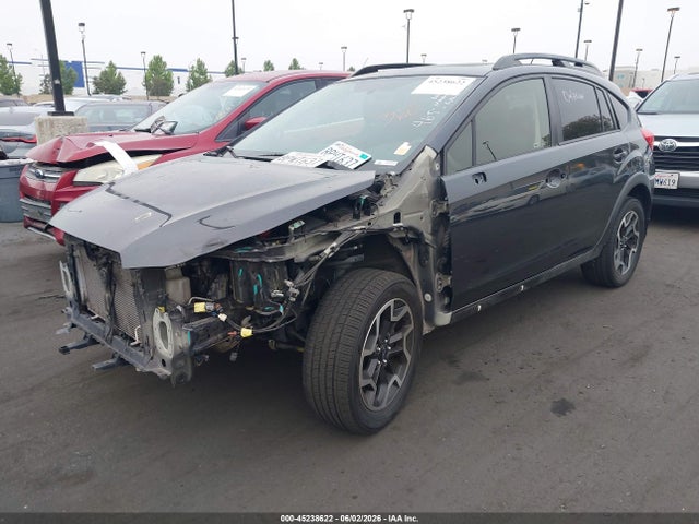 Subaru Crosstrek 2.0i Premium 2017 JF2GPABC2H8226840 Image 2