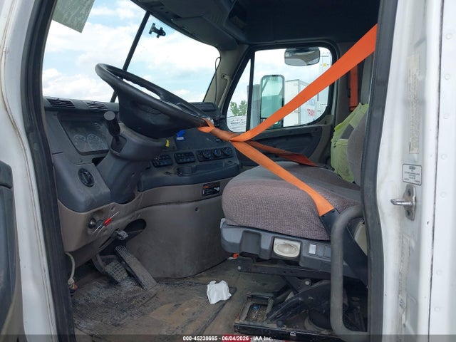 Aukcja sprzedaży 2015 Freightliner Cascadia 113, vin: 1FUJGBDV5FLBW4381, numer aukcji: 45238665