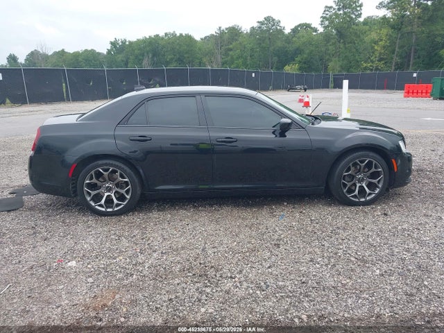 Продажа на аукционе авто 2017 Chrysler 300 Limited, vin: 2C3CCAAG5HH663744, номер лота: 45238675