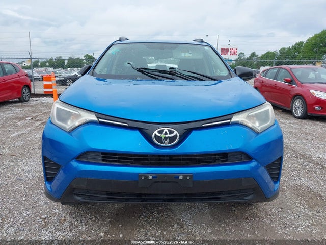 Toyota RAV4 LE 2016 JTMBFREV2GJ073746 Image 12