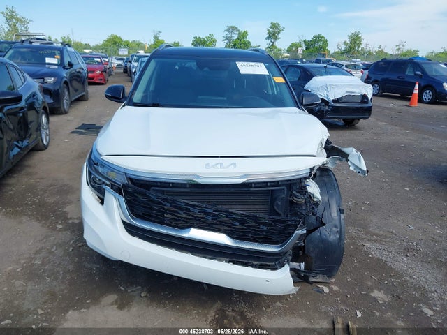 45238703 :رقم المزاد ، KNDEU2AA2P7402519 vin ، 2023 Kia Seltos S مزاد بيع
