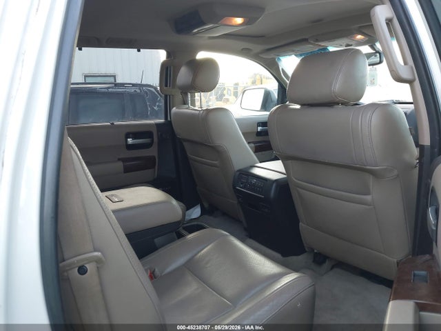 45238707 :رقم المزاد ، 5TDYY5G12AS025438 vin ، 2010 Toyota Sequoia Platinum 5.7l V8 مزاد بيع