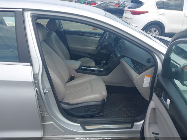 2016 Hyundai Sonata Hybrid Limited მანქანა იყიდება აუქციონზე, vin: KMHE34L10GA020595, აუქციონის ნომერი: 45238757
