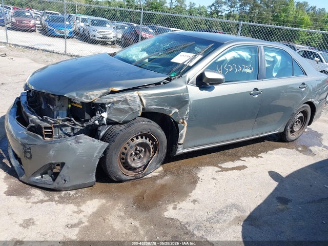 4T4BF1FK2ER438140 Toyota CAMRY LE