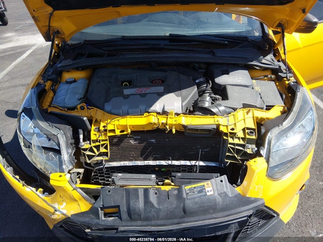 45238794 :رقم المزاد ، 1FADP3L94DL252126 vin ، 2013 Ford Focus St مزاد بيع