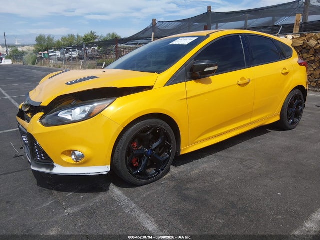 45238794 :رقم المزاد ، 1FADP3L94DL252126 vin ، 2013 Ford Focus St مزاد بيع