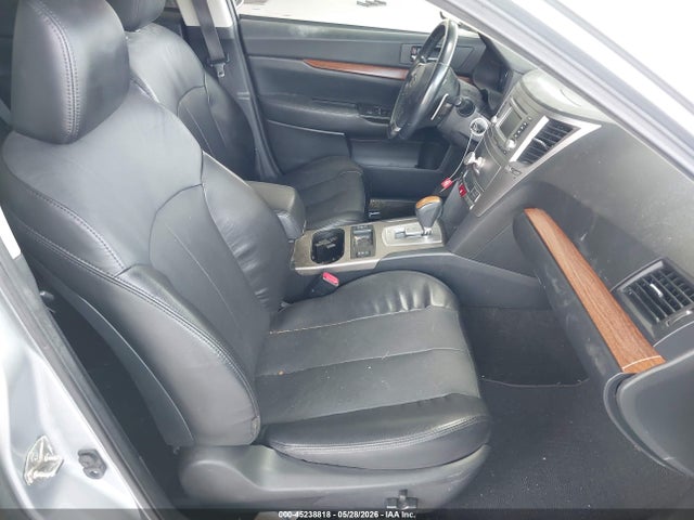 45238818 :رقم المزاد ، 4S4BRBKC6D3291881 vin ، 2013 Subaru Outback 2.5i Limited مزاد بيع