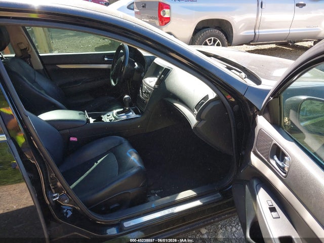 45238857 :رقم المزاد ، JN1CV6AR7FM650625 vin ، 2015 Infiniti Q40 مزاد بيع