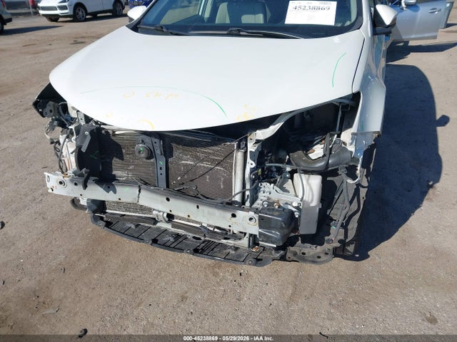 45238869 :رقم المزاد ، JTMDFREV0HJ121142 vin ، 2017 Toyota Rav4 Limited مزاد بيع