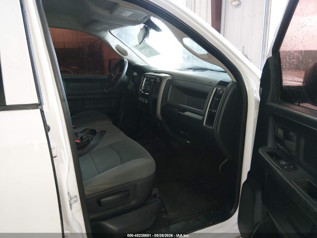 45238881 :رقم المزاد ، 1C6RR6KT4ES258287 vin ، 2014 Ram 1500 Express مزاد بيع