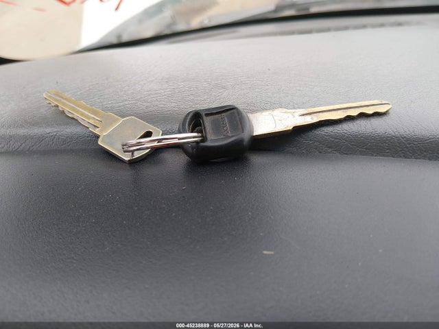 45238889 :رقم المزاد ، 1GCGG29U851131321 vin ، 2005 Chevrolet Express مزاد بيع
