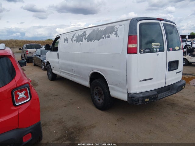45238889 :رقم المزاد ، 1GCGG29U851131321 vin ، 2005 Chevrolet Express مزاد بيع