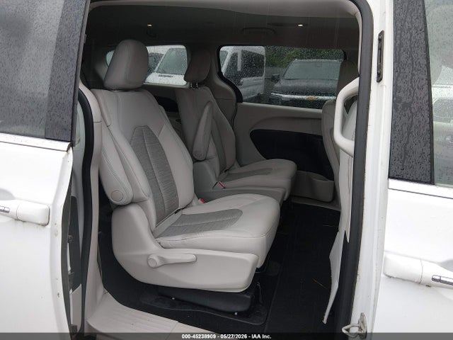 45238909 :رقم المزاد ، 2C4RC1H76HR838220 vin ، 2017 Chrysler Pacifica Hybrid Touring Plus مزاد بيع