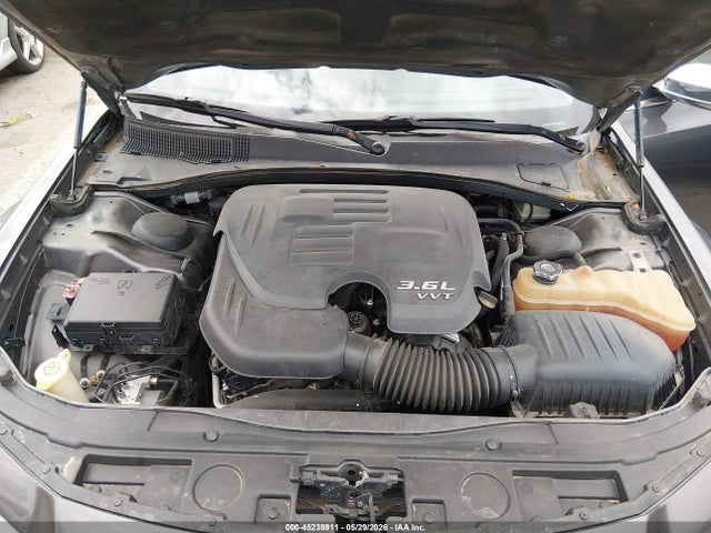 2016 Chrysler 300c მანქანა იყიდება აუქციონზე, vin: 2C3CCAEG1GH190269, აუქციონის ნომერი: 45238911