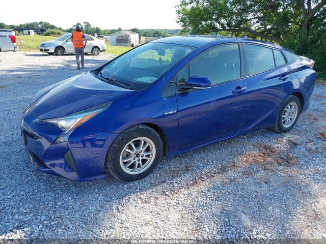 Toyota Prius Three 2016 JTDKARFU8G3521027 Image 2