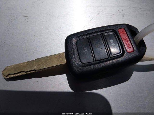 45238919 :رقم المزاد ، 1HGCR2F13HA059033 vin ، 2017 Honda Accord Sport Se مزاد بيع