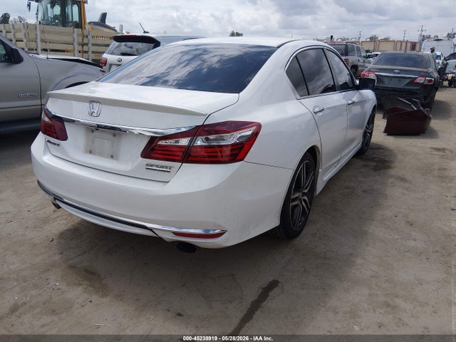45238919 :رقم المزاد ، 1HGCR2F13HA059033 vin ، 2017 Honda Accord Sport Se مزاد بيع