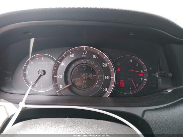 45238919 :رقم المزاد ، 1HGCR2F13HA059033 vin ، 2017 Honda Accord Sport Se مزاد بيع