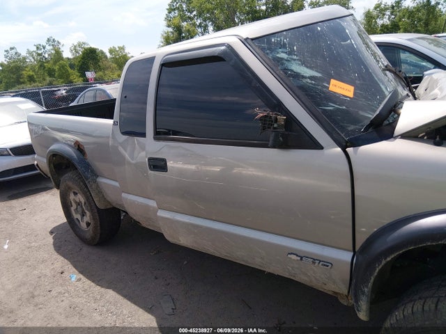 Продажа на аукционе авто 2002 Chevrolet S-10 Ls, vin: 1GCCT19W328191032, номер лота: 45238927