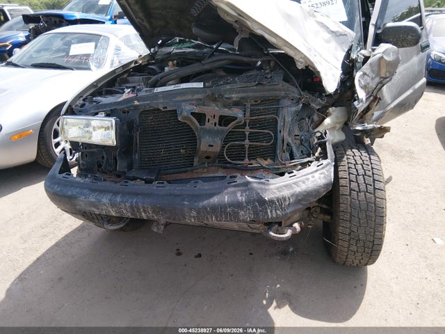 Продажа на аукционе авто 2002 Chevrolet S-10 Ls, vin: 1GCCT19W328191032, номер лота: 45238927