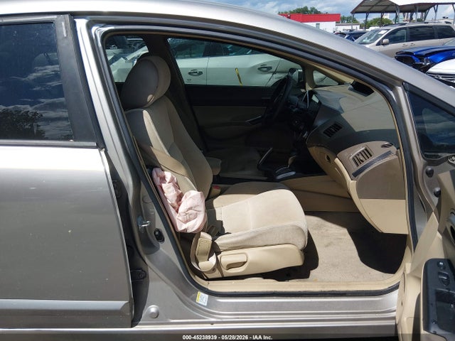 Продажа на аукционе авто 2006 Honda Civic Lx, vin: 1HGFA16556L034170, номер лота: 45238939