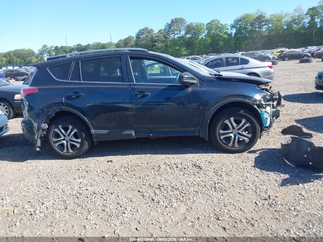 2018 Toyota Rav4 Le მანქანა იყიდება აუქციონზე, vin: 2T3BFREVXJW770235, აუქციონის ნომერი: 45238940