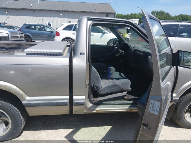 Aukcja sprzedaży 1998 Chevrolet S-10 Ls Fleetside, vin: 1GCCS1448W8254009, numer aukcji: 45238942