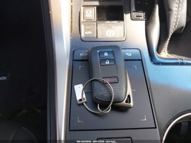 JTJYARBZXK2128962 Lexus NX 300