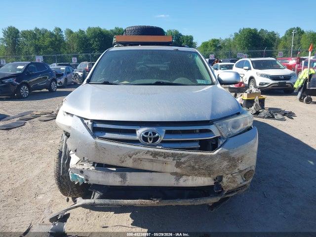 Продаж на аукціоні авто 2011 Toyota Highlander Se V6, vin: 5TDBK3EH2BS057254, номер лоту: 45238997