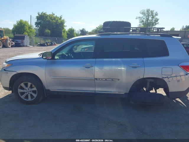 Продаж на аукціоні авто 2011 Toyota Highlander Se V6, vin: 5TDBK3EH2BS057254, номер лоту: 45238997
