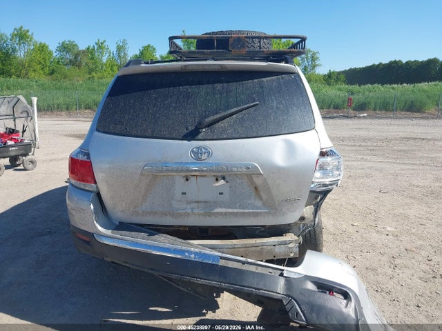 Продаж на аукціоні авто 2011 Toyota Highlander Se V6, vin: 5TDBK3EH2BS057254, номер лоту: 45238997