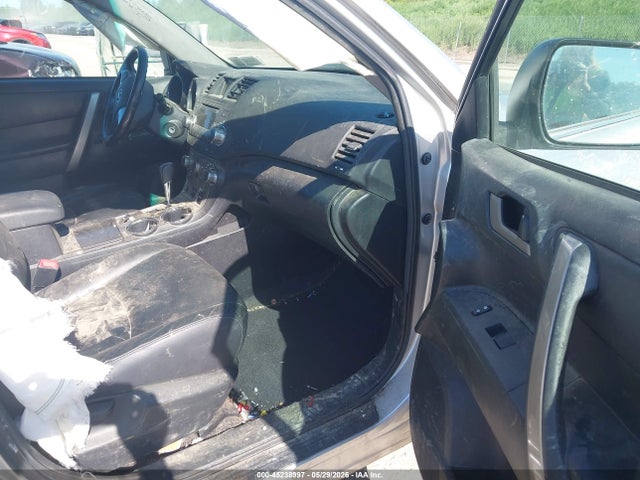 Продаж на аукціоні авто 2011 Toyota Highlander Se V6, vin: 5TDBK3EH2BS057254, номер лоту: 45238997