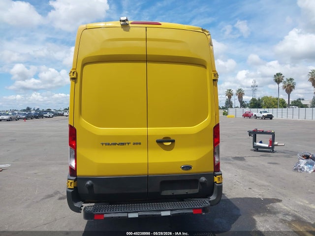1FTCR3XM8FKB14127 Ford Transit-250