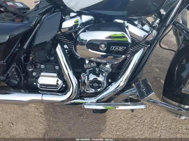 Harley-Davidson Flhr Road King 2017 1HD1FBC11HB626254 Image 8