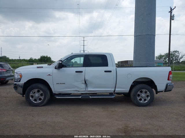 45239026 :رقم المزاد ، 3C6UR5DL7RG338276 vin ، 2024 Ram 2500 Big Horn  4x4 6'4 Box مزاد بيع