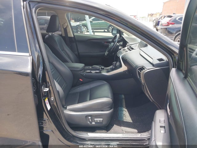 45239067 :رقم المزاد ، JTJYARBZ0H2057456 vin ، 2017 Lexus Nx Nx Turbo مزاد بيع