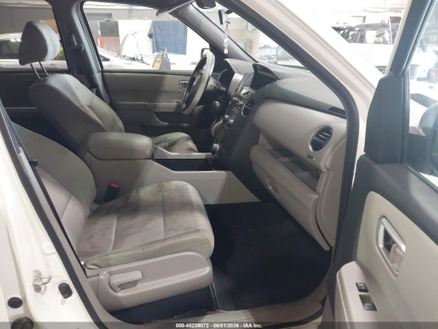 Продаж на аукціоні авто 2015 Honda Pilot Se, vin: 5FNYF4H30FB069871, номер лоту: 45239072